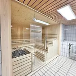 Bijou, Holz, Zentral, Mit Garage Und Pool -cb102-b St. Moritz