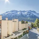 Cb102-b - Bijou, Holz, Zentral, Mit Garage Und Pool Apartment *