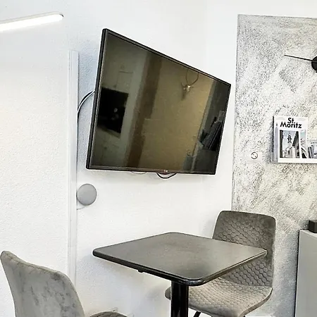 Bijou, Holz, Zentral, Mit Garage Und Pool -Cb102-B Appartement