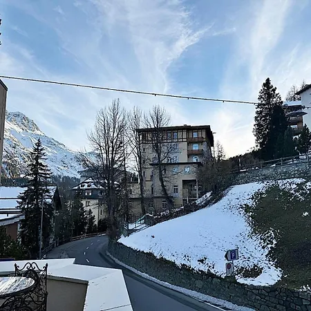 Bijou, Holz, Zentral, Mit Garage Und Pool -cb102-b St. Moritz