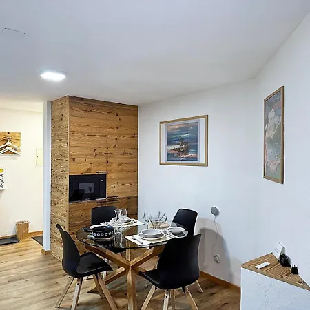 Appartamento Bijou, Holz, Zentral, Mit Garage Und Pool -cb102-b