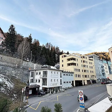 Apartment Bijou, Holz, Zentral, Mit Garage Und Pool -cb102-b St. Moritz