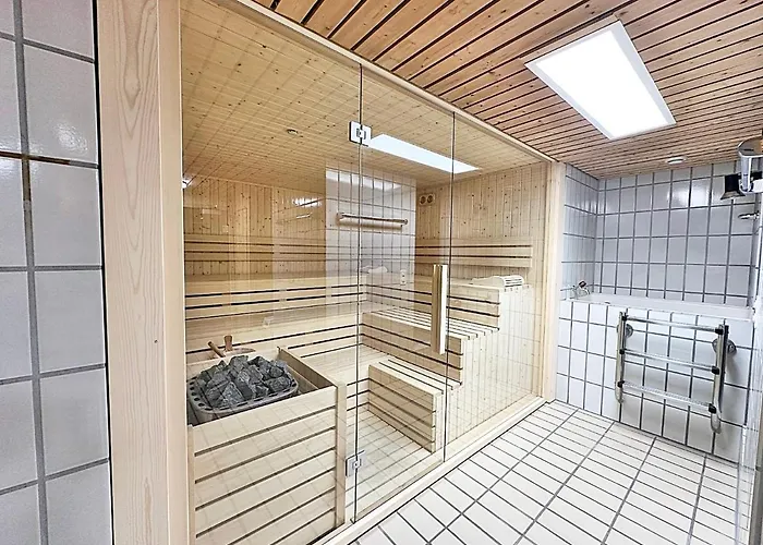 Bijou, Holz, Zentral, Mit Garage Und Pool -cb102-b Saint-Moritz