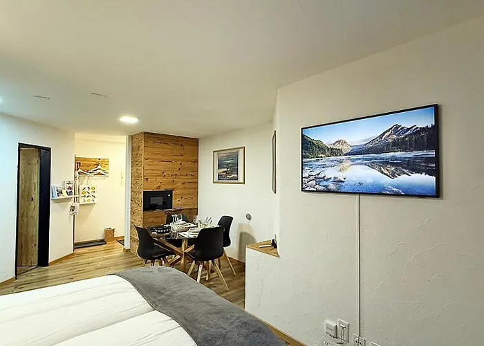 Bijou, Holz, Zentral, Mit Garage Und Pool -cb102-b Апартаменты *