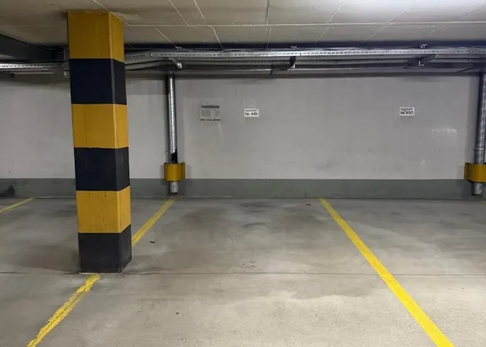 Bijou, Holz, Zentral, Mit Garage Und Pool -cb102-b Daire *